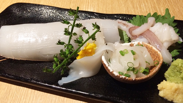 本日のおすすめ「剣先イカの刺身」